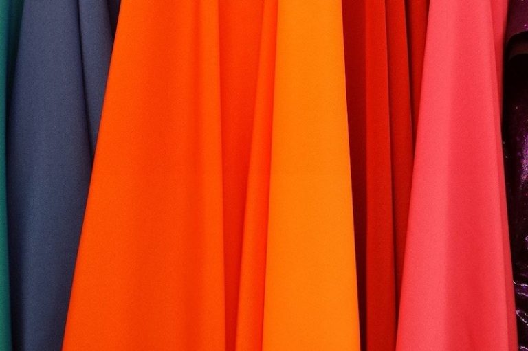 Color Naranja en tendencias de moda